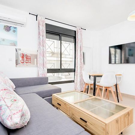 Maba/Private Backyard/Walk To Downtown/Large Smart Tv Apartment Малага Екстериор снимка